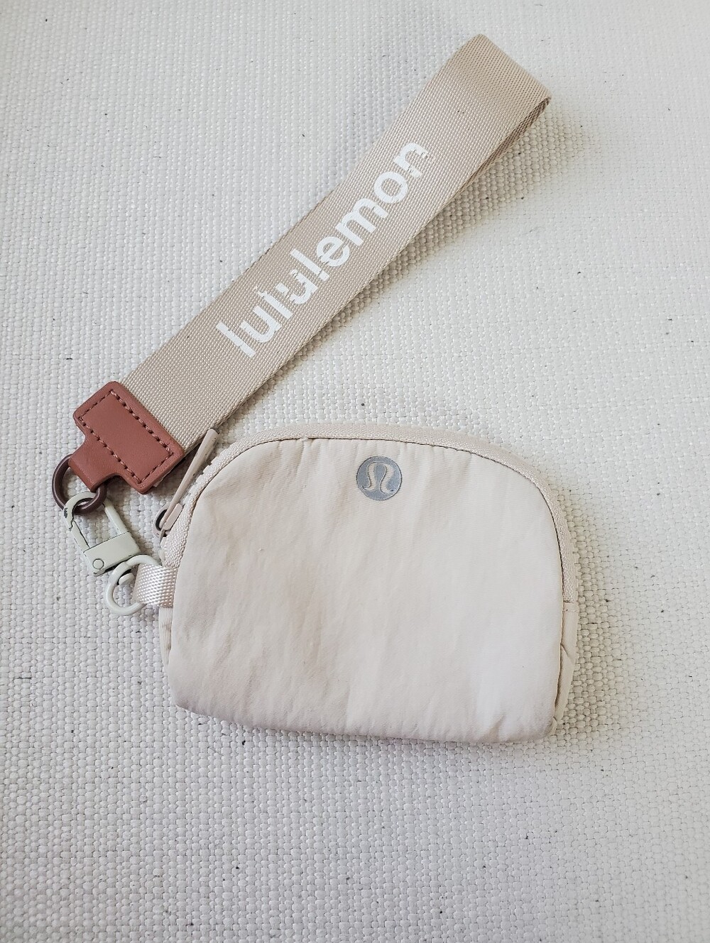 Lululemon Pouch Wristlet